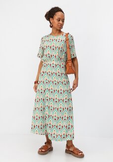 Платье с имитацией юбки