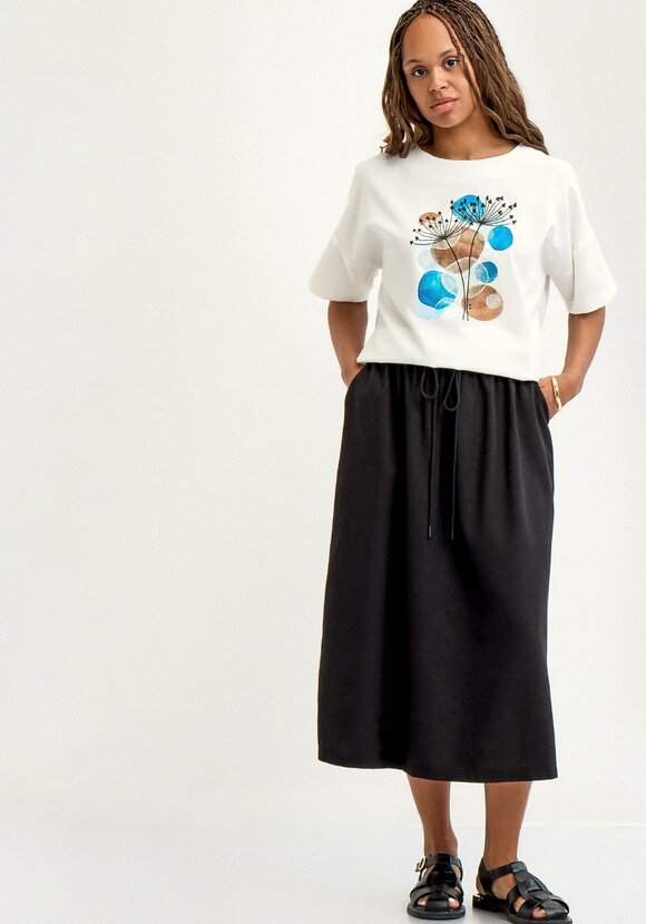 Юбка изо льна свободного кроя шир.  580, рис. 23