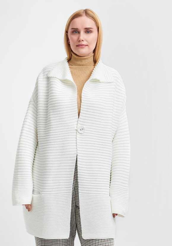 Жакет Амилия шир.  580, рис. 24