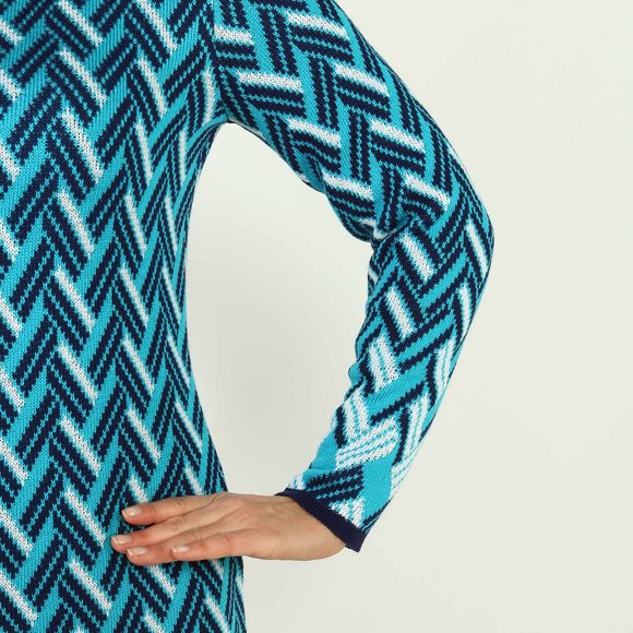 Платье вязаное с геометрическим рисунком шир.  580, рис. 15