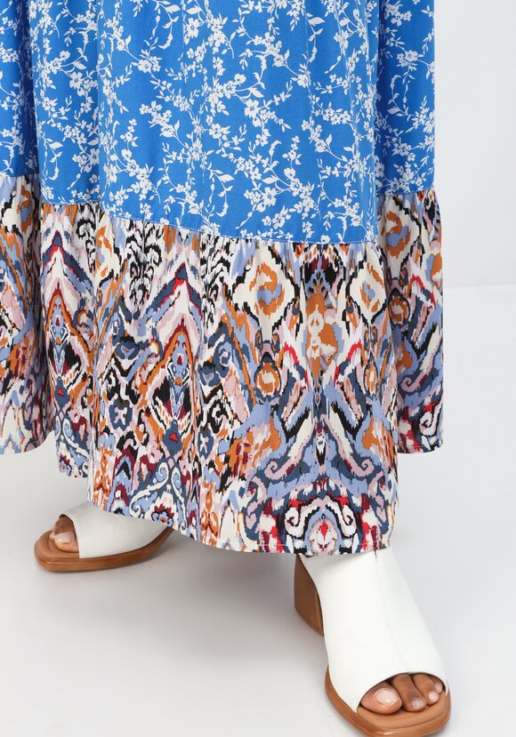 Платье с ярусами и комбинированным принтом шир.  580, рис. 22