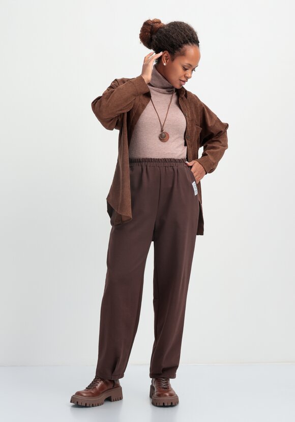 Брюки трикотажные с защипами по низу шир.  580, рис. 18