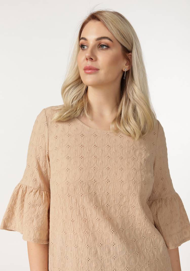 Блуза из шитья с воланом по низу рукава шир.  750, рис. 23