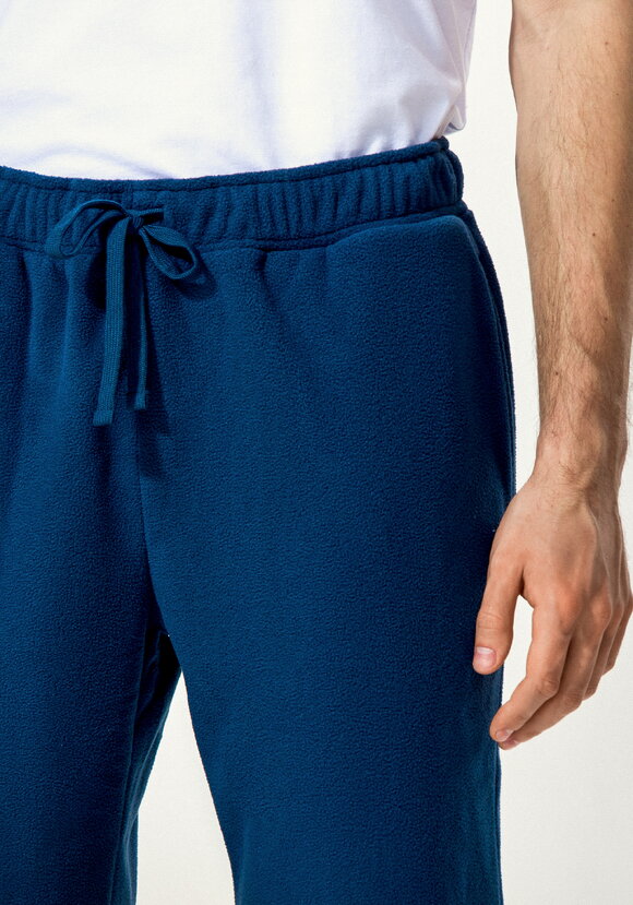 Брюки джоггеры на резинке по низу шир.  580, рис. 21