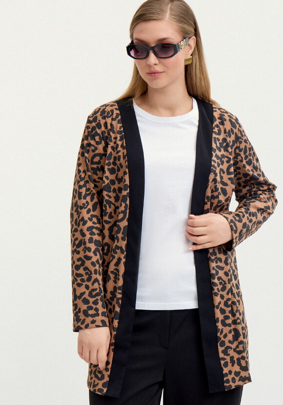 Кардиган с анималистичным пpинтом шир.  580, рис. 15