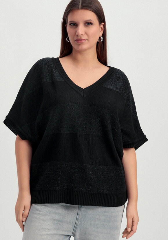 Жилет с V-образным вырезом свободного кроя шир.  580, рис. 11