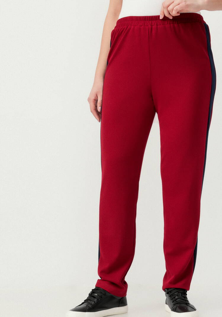 Костюм спортивный (брюки и ветровка) шир.  750, рис. 30