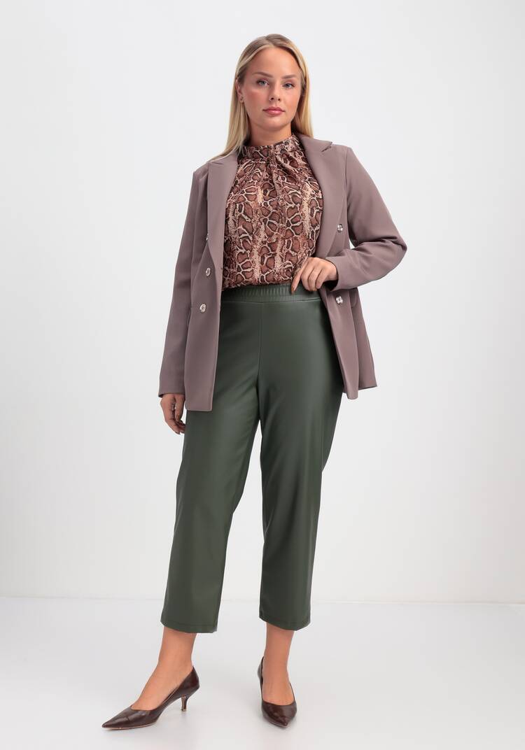 Брюки из экокожи длиной 7/8 шир.  750, рис. 20