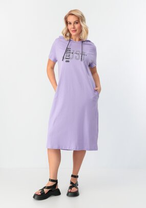 Платье с капюшоном свободного кроя