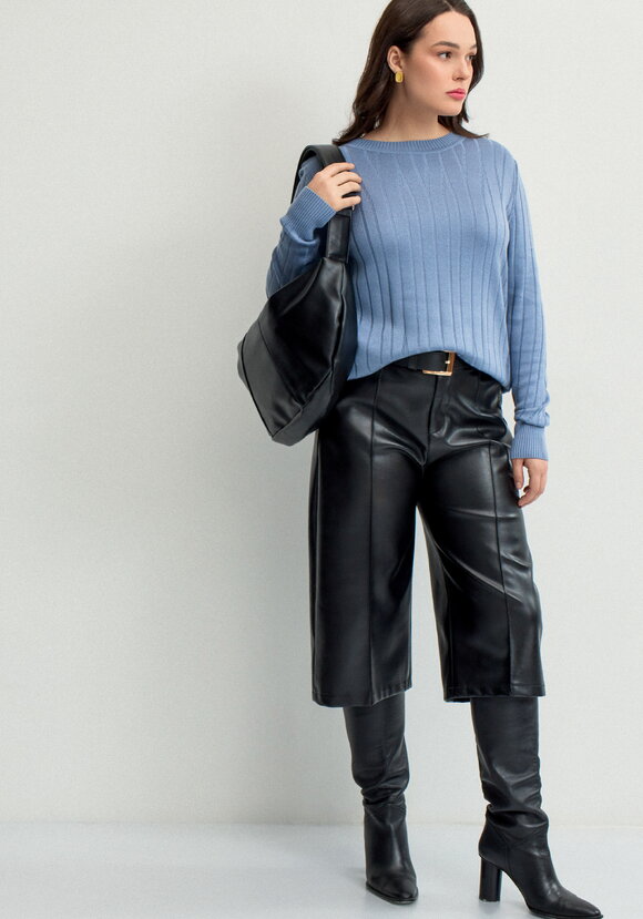 Джемпер с вертикальными полосами шир.  580, рис. 10