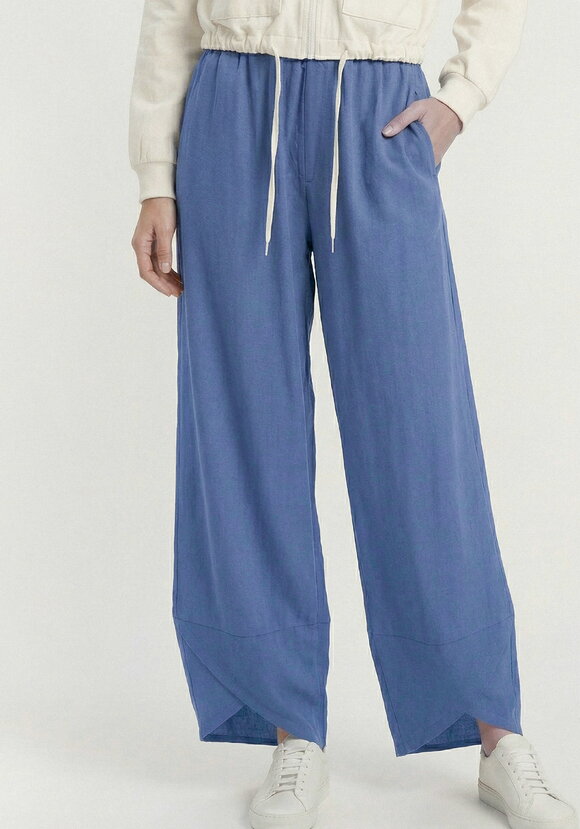 Брюки с отрезными линиями по низу шир.  580, рис. 5