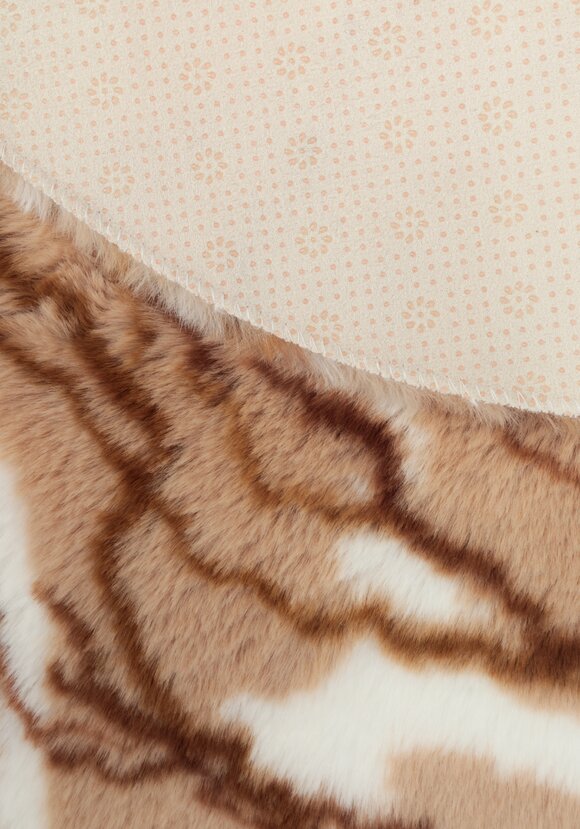 Ковёр меховой шир.  580, рис. 3