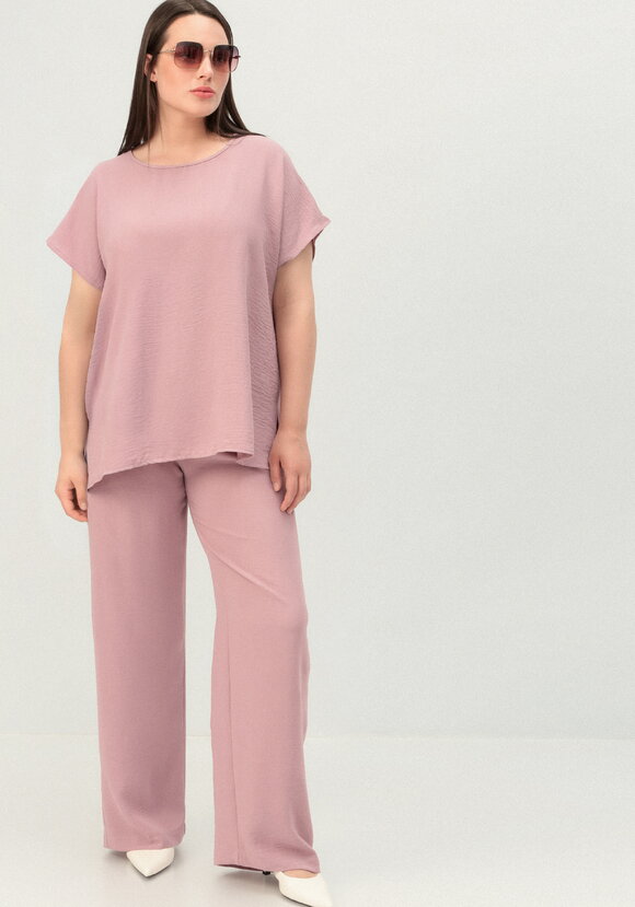 Брюки с карманами, свободного кроя шир.  580, рис. 28