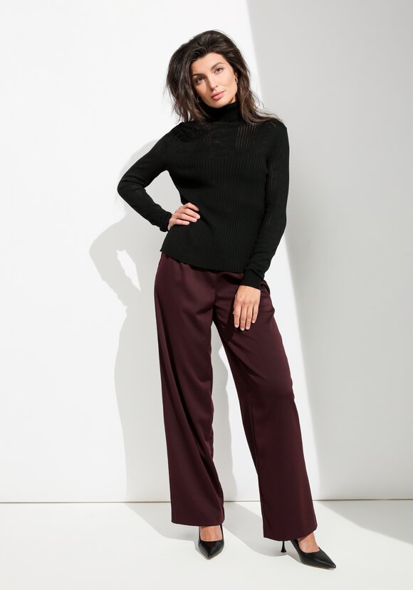 Водолазка из вискозы с ажурным узором шир.  580, рис. 33