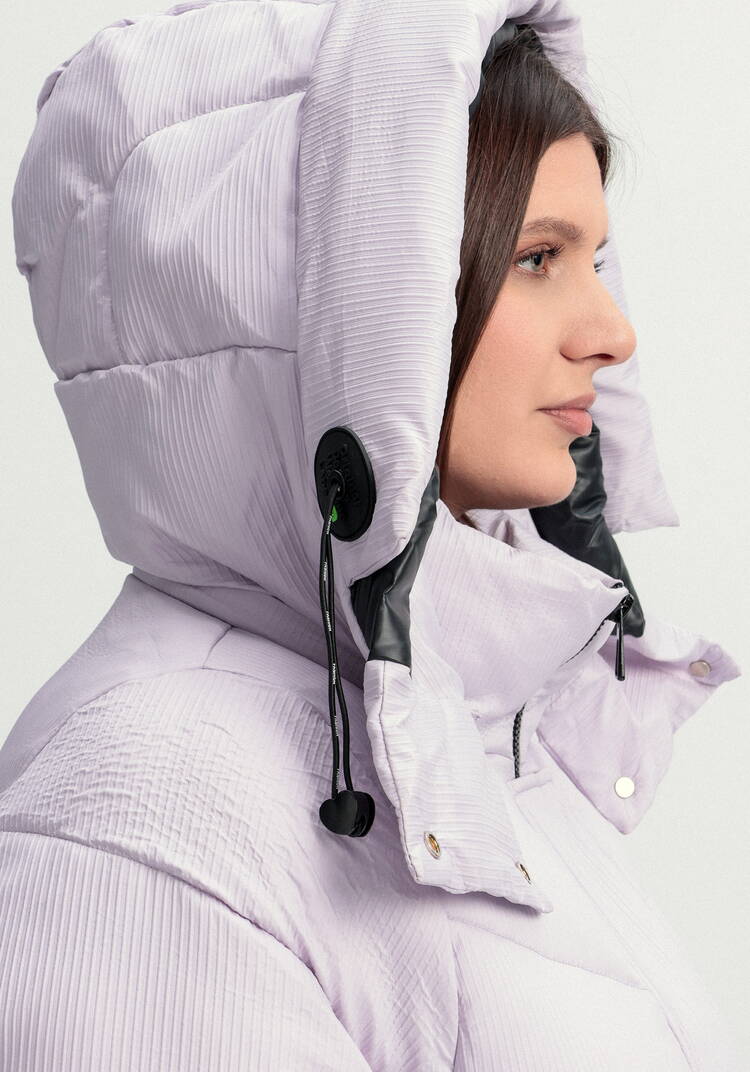 Пуховик с капюшоном и объемными карманами шир.  750, рис. 18