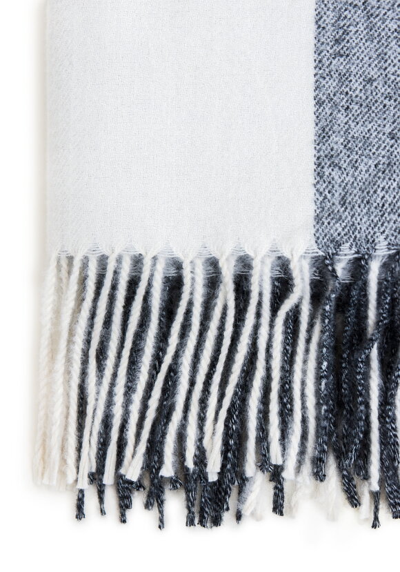 Платок Сильвия шир.  580, рис. 11