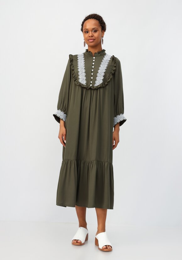 Платье с кружевом и ярусом по низу шир.  580, рис. 4