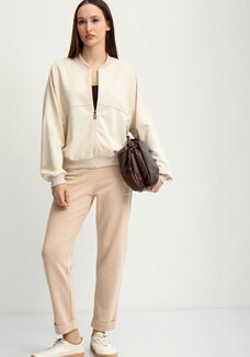 Брюки на широкой эластичной резинке