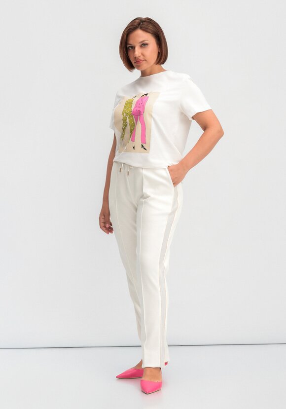 Брюки на резинке с лампасами и стрелками шир.  580, рис. 30