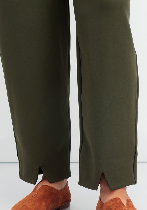 Брюки-бананы с разрезами шир.  580, рис. 6