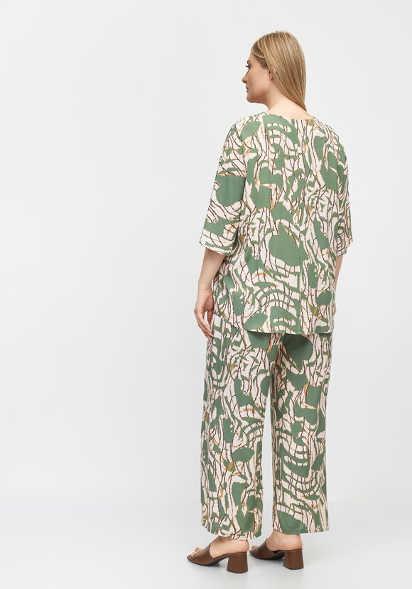 Костюм Агнесса шир.  580, рис. 10