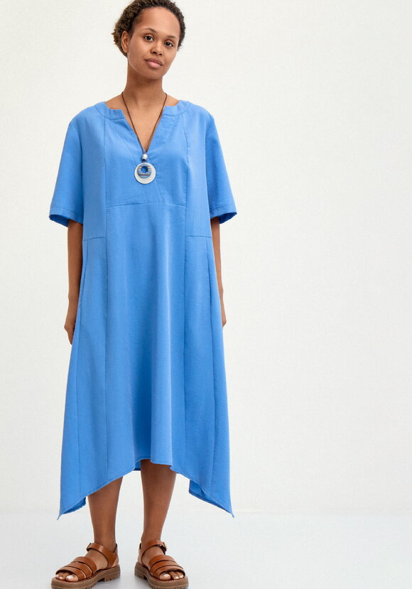 Платье свободного кроя с подвеской шир.  580, рис. 12