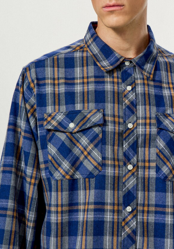 Рубашка в клетку с нагрудными карманами шир.  580, рис. 5