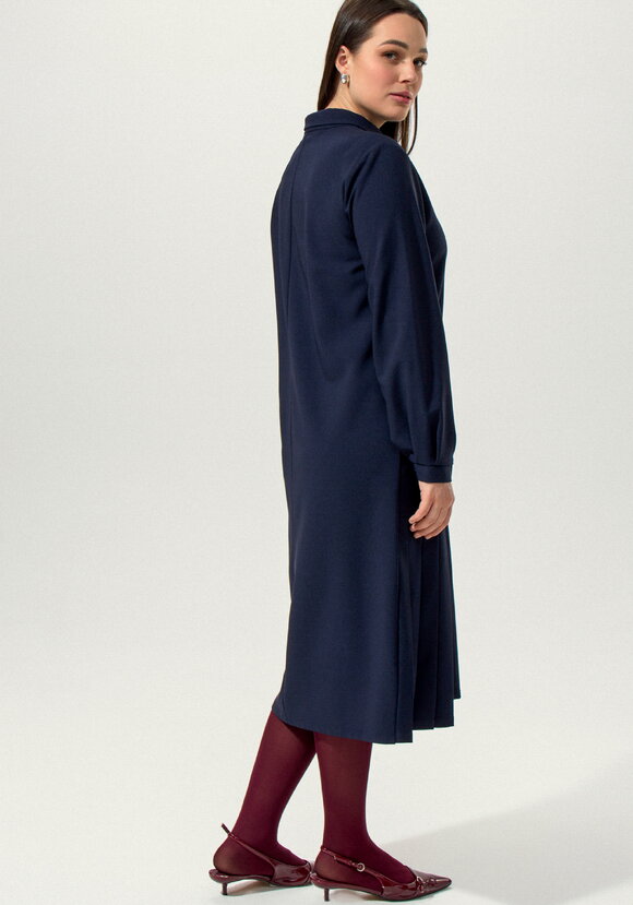 Платье-рубашка с декорированным карманом шир.  580, рис. 2