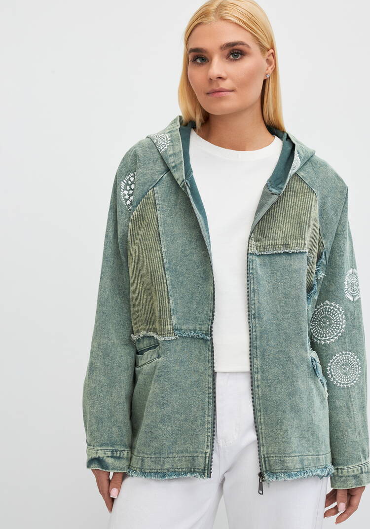 Куртка джинсовая с нашивками Ванесса шир.  750, рис. 14