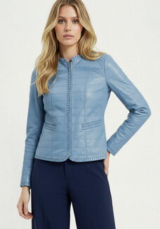 Куртка из экокожи с рюшей