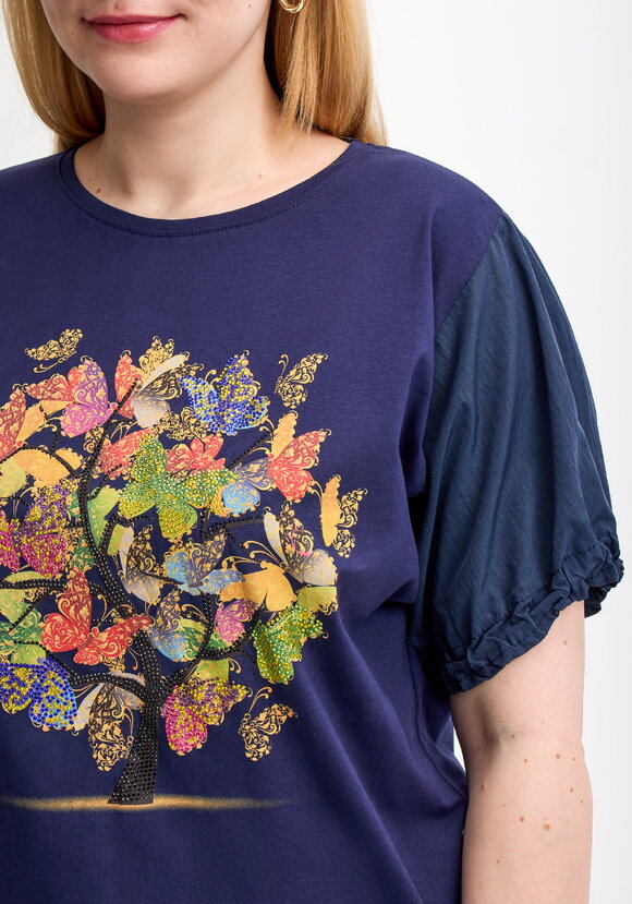 Блуза с ярким принтом и коротким рукавом шир.  580, рис. 39