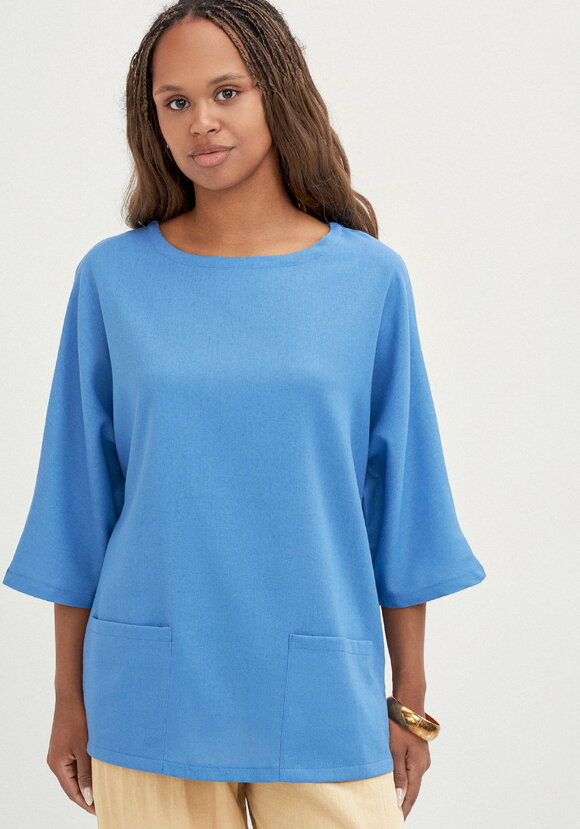 Блуза с контрастной внутренней отделкой шир.  580, рис. 20