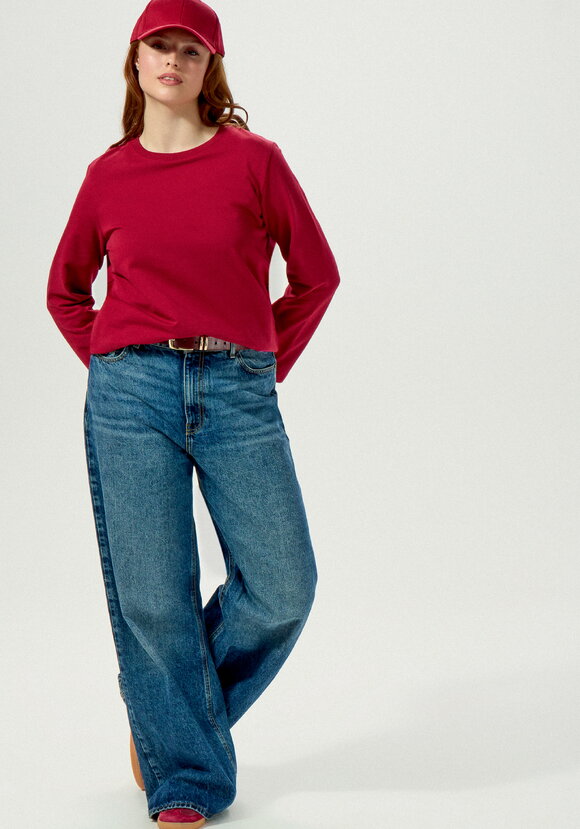 Лонгслив с нашивкой на спине шир.  580, рис. 50