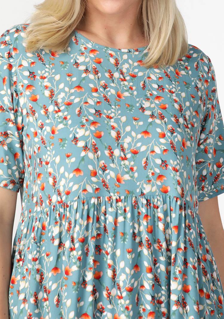 Платье с отрезной талией и коротким рукавом шир.  750, рис. 18