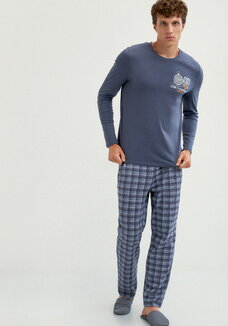 Костюм домашний с принтом на лонгсливе