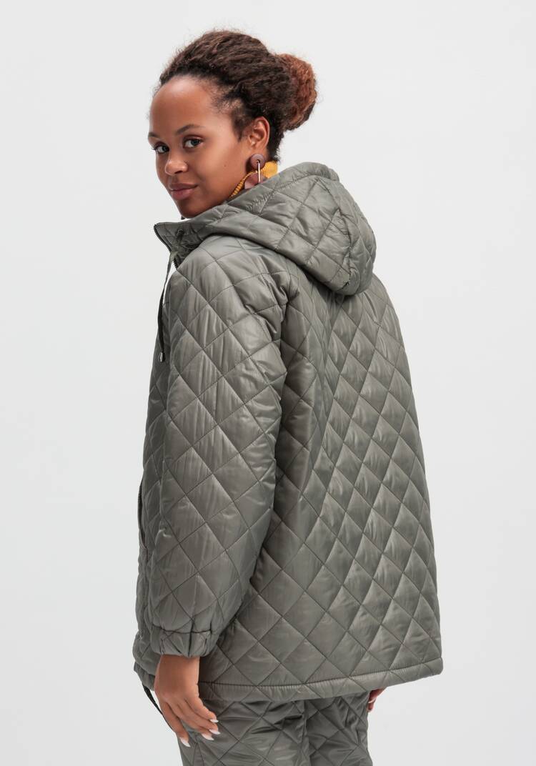 Куртка стёганая с капюшоном шир.  750, рис. 13