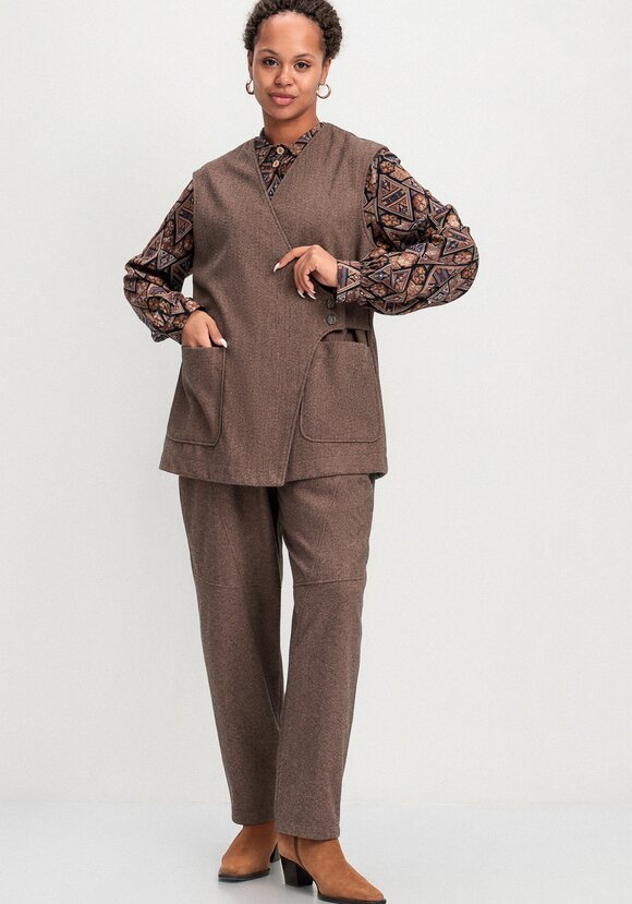 Жилет на запах свободного кроя шир.  580, рис. 18