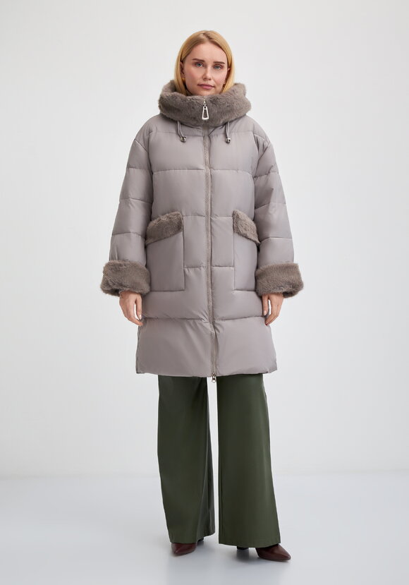 Пальто с меховой опушкой под норку шир.  580, рис. 10