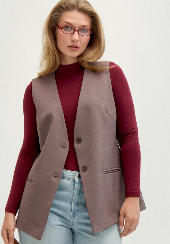 Жилет классический на подкладке шир.  580, рис. 9