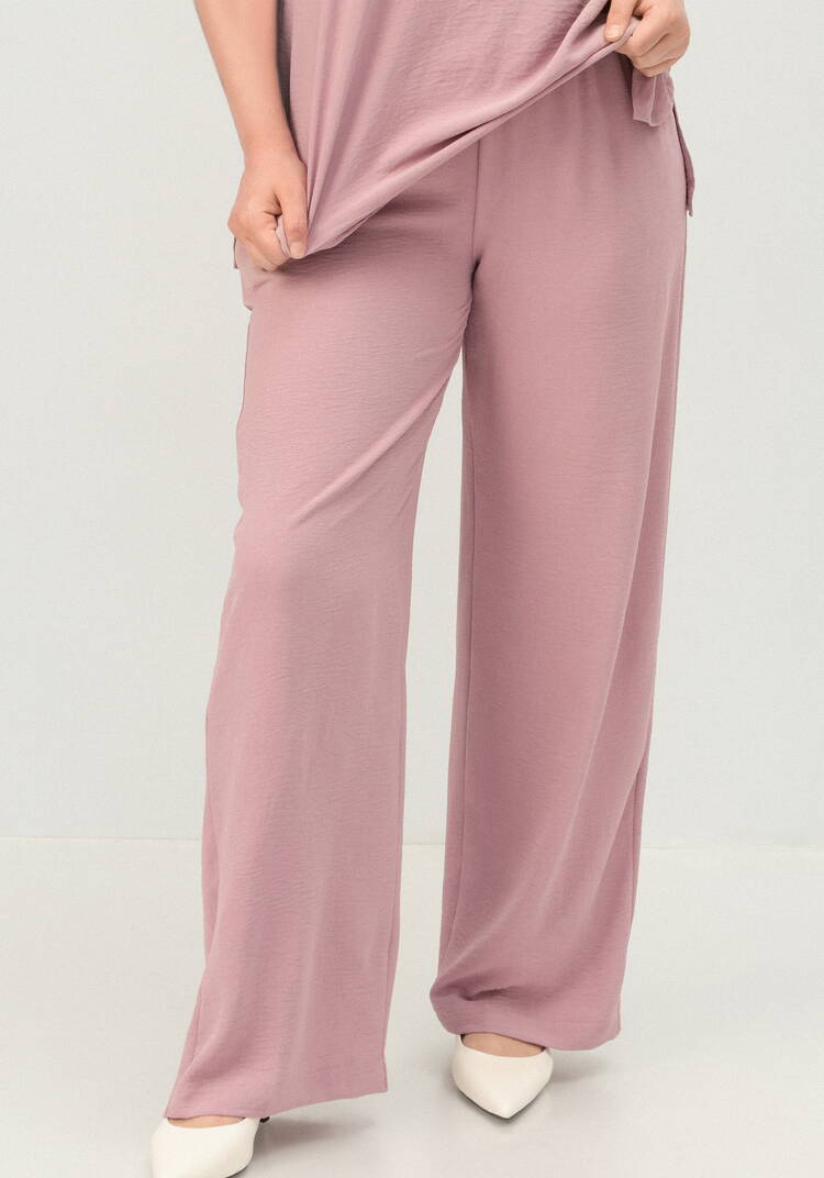 Брюки с карманами, свободного кроя шир.  750, рис. 23