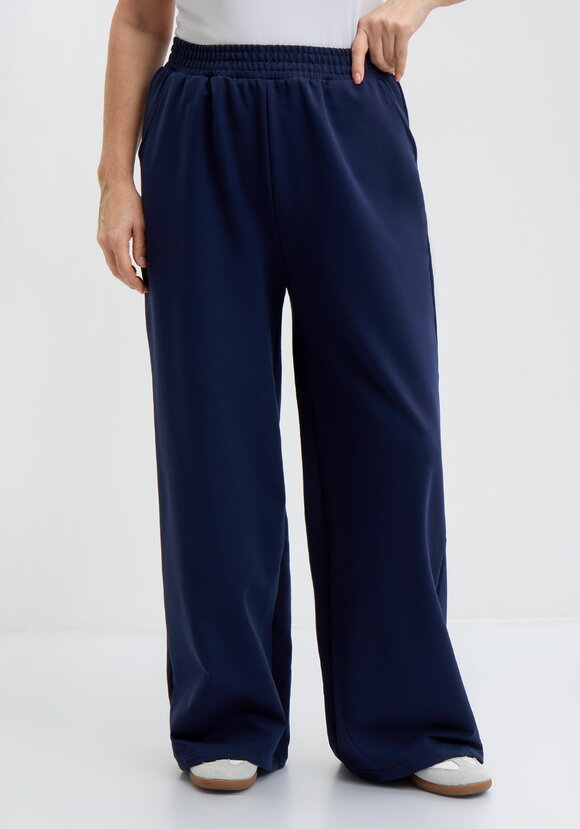 Брюки трикотажные широкие на резинке шир.  580, рис. 2