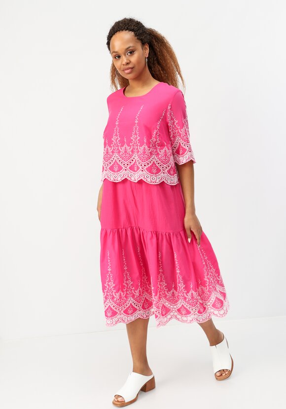 Платье свободного кроя с вышивкой шир.  580, рис. 43