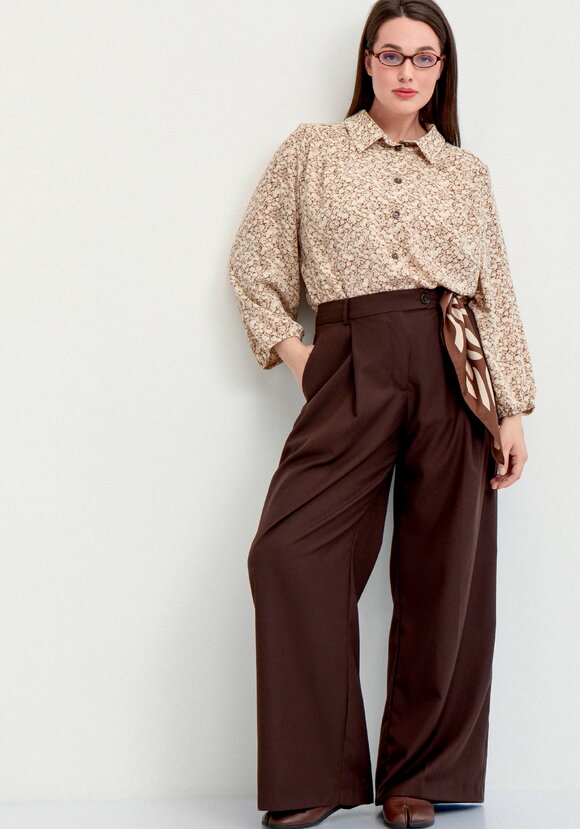 Блуза со складкой по спинке шир.  580, рис. 15