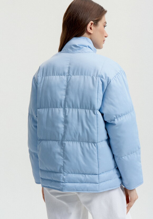 Куртка со съемным воротником шир.  580, рис. 35