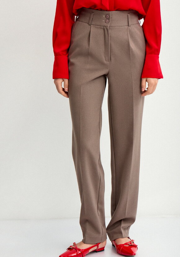 Брюки из костюмной ткани со стрелками шир.  580, рис. 11