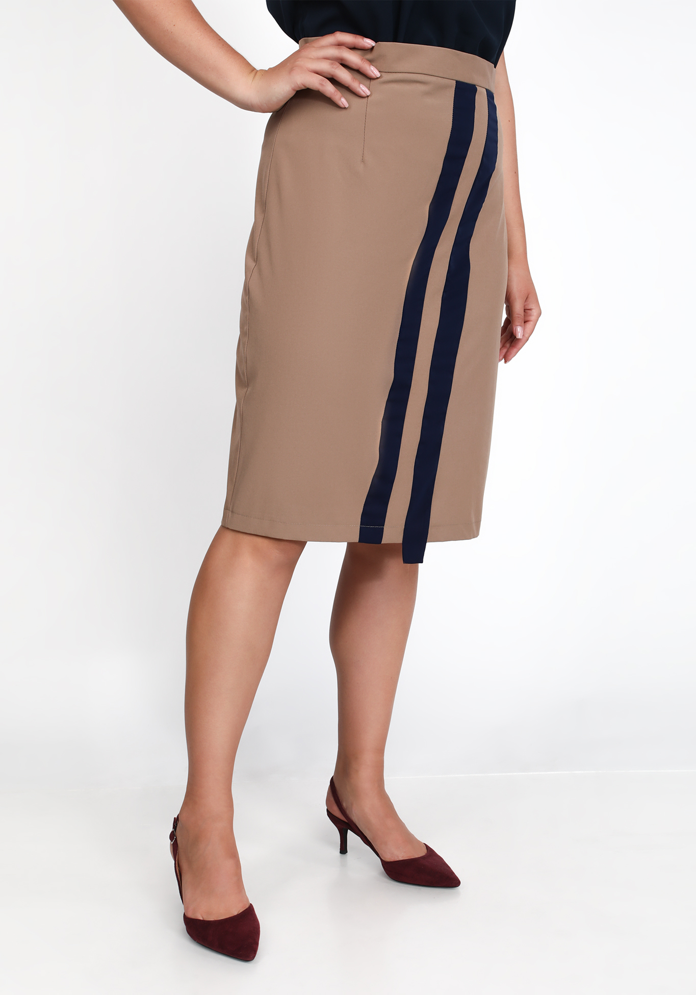 Юбка карандаш с контрастной полоской