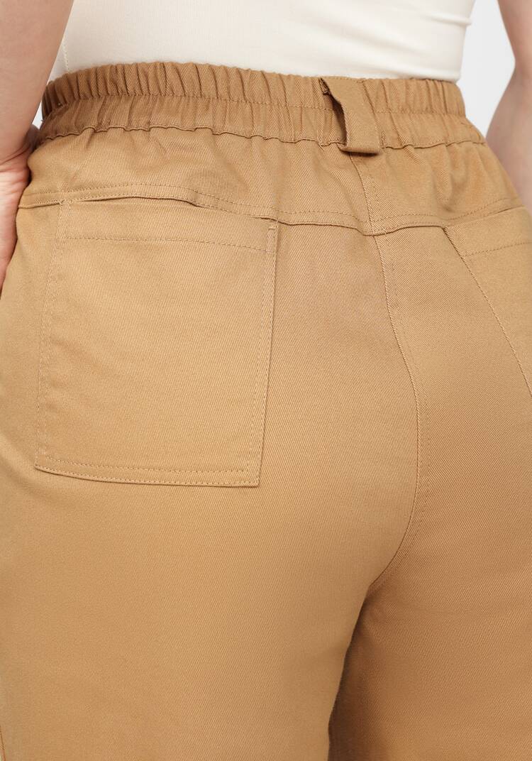 Брюки прямые с рельефами и отстрочками шир.  750, рис. 18