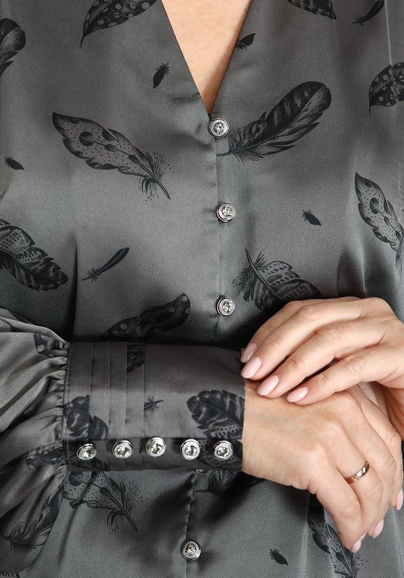 Блуза с принтом перышки шир.  580, рис. 2