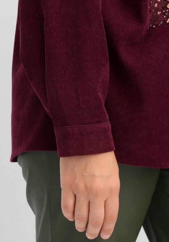 Рубашка из микровельвета с цветочной вставкой шир.  580, рис. 6