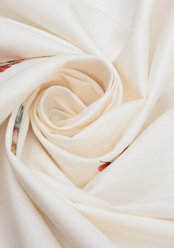 Скатерть Снегири шир.  580, рис. 9